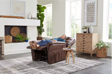 Golden Technologies - Dione Medium Lift Chair